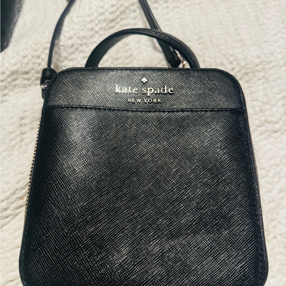 Kate Spade Leather Daisy Vanity Crossbody WKR000312 - Picture 2 of 12
